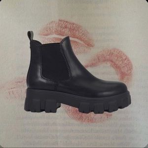 Circus By Sam Edelman Women’s Darielle Boots - Black: $35 (fixed price)